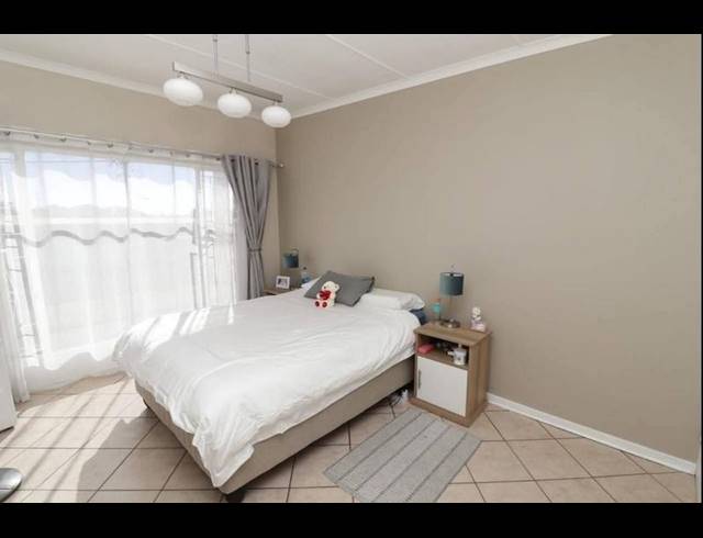 1 BEDROOM PROPERTY TO RENT IN STRUBENVALE